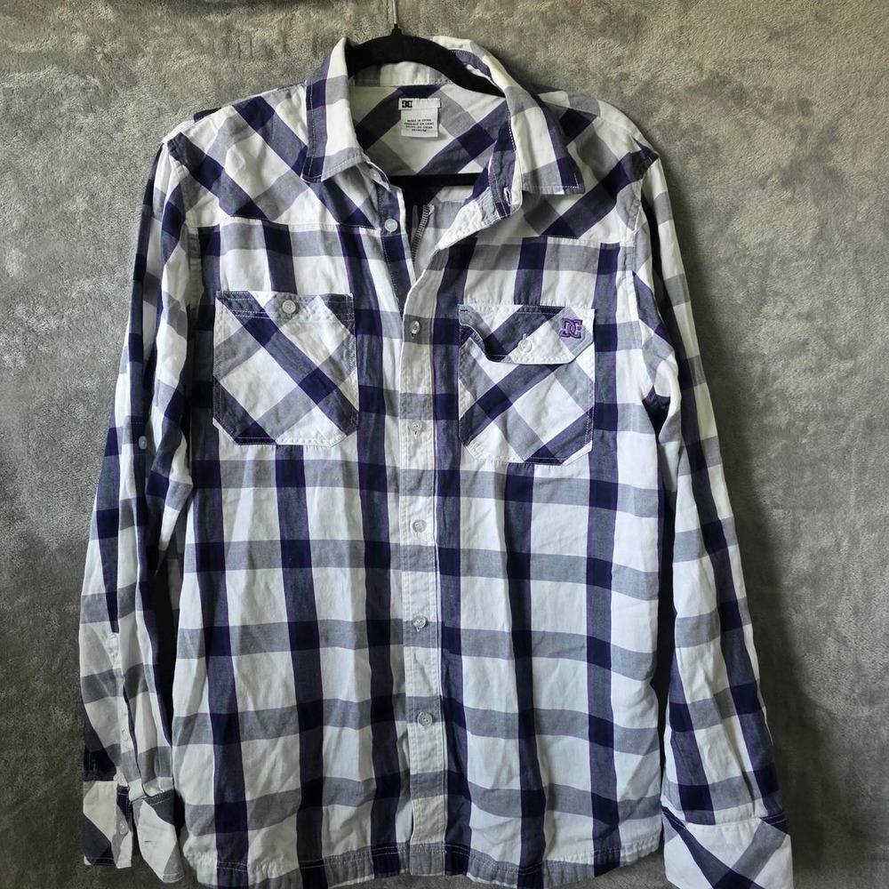 DC men's white and purple plaid cotton button up shirt size M